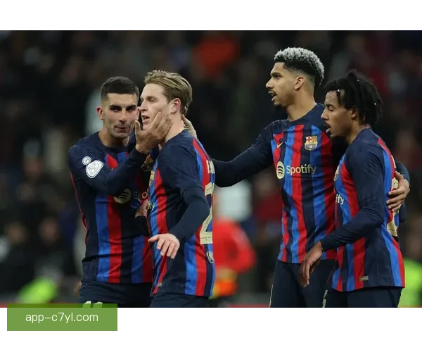 巴萨或考虑出售卡萨多 球员倾向留队